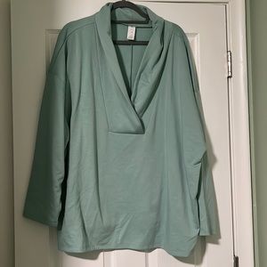 Livi active pullover sweater 26/28